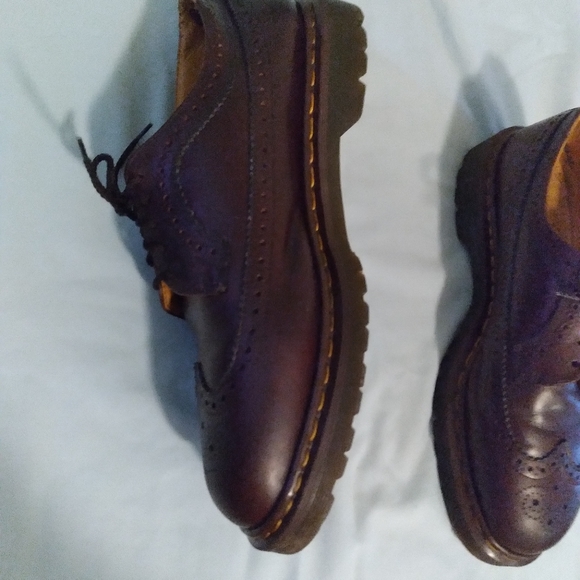 Dr Martin Oxford Wingtips 12 - Picture 13 of 16